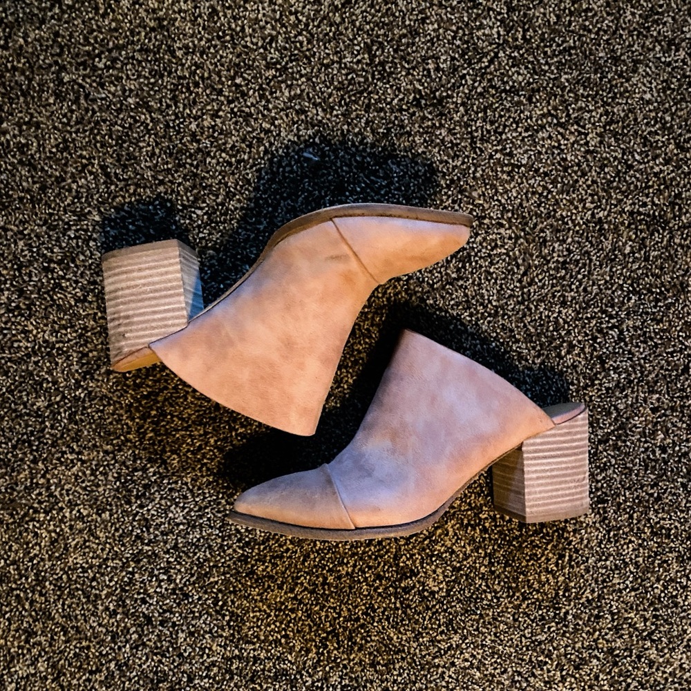 Report Footwear Tan Toni Mule Heeled Bootie Size 7.5